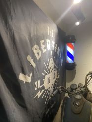 -Libertines barbershop 浪子理发店