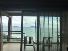 -三亚湾海居铂尔曼度假酒店