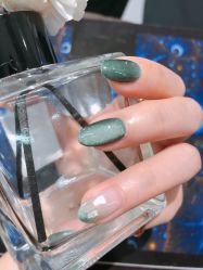 -纤指百魅美甲美睫