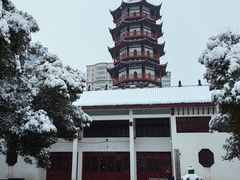 -绳金塔