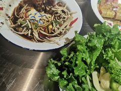 -马路牙子地桌烤肉(工体店)