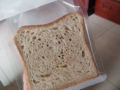 全麦面包-老梦面包 CHEZMOREL(三源里店)