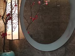 -新盈光·云会所(百丈东路店)
