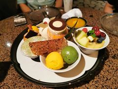 甜品总汇-湖滨28中餐厅·西湖宴·杭州君悦酒店