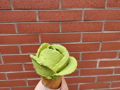 -潮一不贰·法式甜品·生日蛋糕·西式简餐(外滩店)