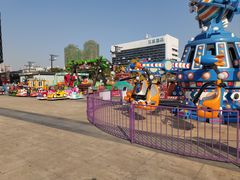 -万达广场(龙湖店)