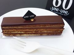 -UNI UNI(环亚凯瑟琳店)