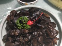 辣根木耳-7号院家宴.烧鸽子(门头沟店)