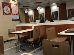 大堂-魏家凉皮(翟营南大街店)