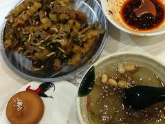 -蜀於记川渝小吃(中央大街店)