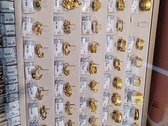 -周大福(机场分行)
