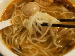 -水平有限螺蛳粉(宏达大厦店)