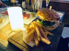 -LENBACH兰巴赫西餐啤酒坊(大连东港店)