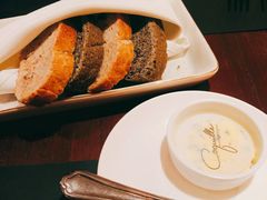 餐前面包-壳里西餐厅Coquille Seafood Bistro(蒙自路店)
