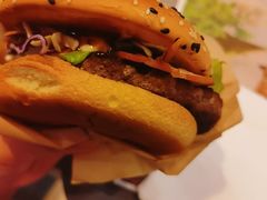 意式黑醋烧烤风味安格斯厚牛堡-麦当劳(坂田分店)