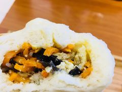 胡萝卜鸡蛋素三鲜包-AFS|青岛传统包子铺