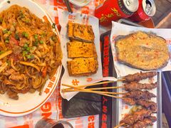 -威记烧嘢·南宁烧烤·超级生牛(绿地店)