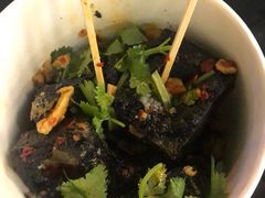 -黑色经典臭豆腐·湖南特产(太平街口店)