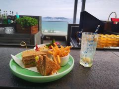 -瑰丽酒店·海吧·天际下午茶·现场DJ·天台酒吧