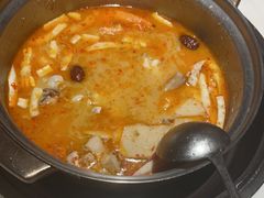 -喃喃椰·糟粕醋·椰子鸡火锅(七堡花园店)