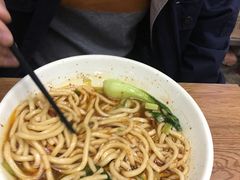 -闫家炸鸡架(五爱总店)