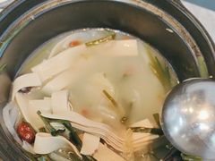 -屋里家延边朝鲜族冷面(梅林3店)