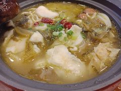 -周鱼小馆石锅酸菜鱼(活力汇店)