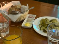 -普兰达德国餐厅·德式脆皮烤猪肘·自酿啤酒(观唐店)