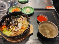 -欧巴炭烤肉오빠숯불구이(南京东路店)