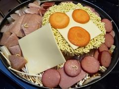 泡菜五花肉锅-炙韩料理·部队锅专门店