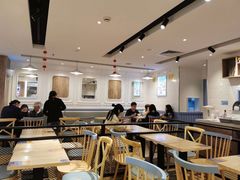 大堂-满记甜品(巴黎春天宝山店)