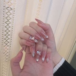 -Fanni美甲美睫皮肤管理