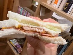 鸡肉火腿三明治-隅cafe(傅厚岗店)