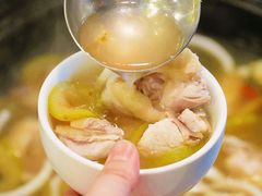 -烹然四季椰子鸡火锅(团结湖总店)