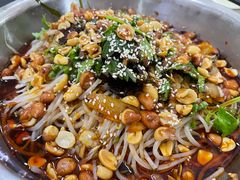 -周良天山牛杂城(天山路总店)
