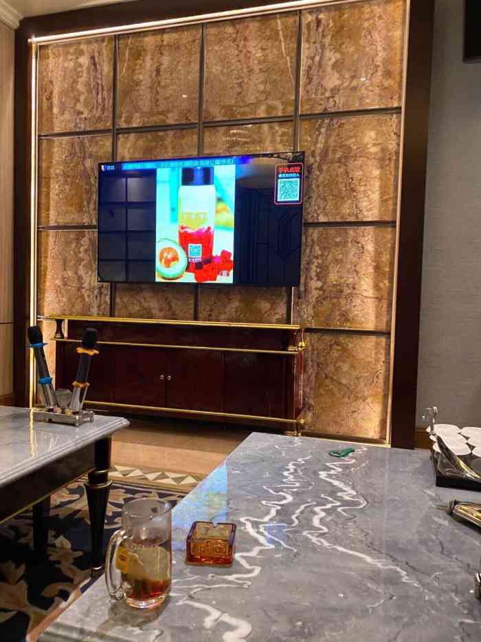 天鹅湖royalswan-"挺好的,一个人可以来练练歌喉,放松心情.