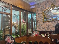 -秘密旅行Bonjour(黑金冠 江南西店)