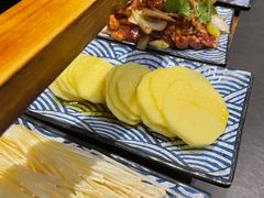 -燚店·铁板鱼蛙·烤肉·烤串(北新桥店)
