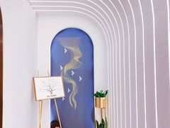 -燕庭·纯燕窝·甜品下午茶(南京西路店)