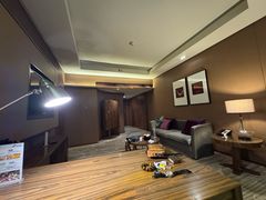 -昆明中心皇冠假日酒店