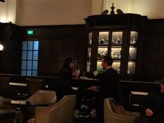 -LONG BAR 廊吧(外滩华尔道夫酒店)