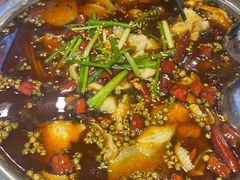 -乡土特色.冷锅鱼.牦牛肉汤锅