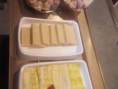 -左庭右院鲜牛肉火锅(金山万达店)