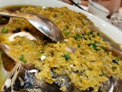 剁椒鱼头-楚山晓·湖北菜(武汉光谷K11店)