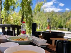 -丽江悦榕庄酒店-明月·雪山庭院餐厅