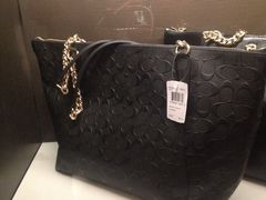 -COACH蔻驰(恒隆广场店)