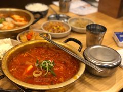 猪颈肉泡菜汤-金北顺大锅家(신사본점)