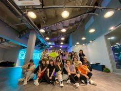 点击看大图 -CASTER跳舞俱乐部