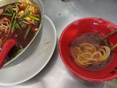 -铁锅哥米线