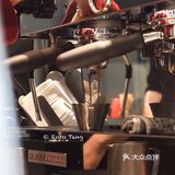 深圳新店｜酷黑工业风和可爱的螃蟹logo